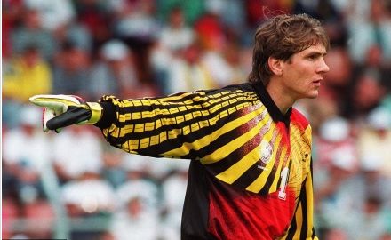 在2007年,年仅13岁的她凭借《赎罪》中的精彩演出获得了奥斯卡最佳女配角提名,之后在2016年她再次 “鸟人”迈克尔·基顿留名星光大道 捂脸露小娇羞 2016-07-30 近日,因《鸟人》一片获得奥斯卡最佳男主角的迈克尔·基顿留名星光大道,捂脸露小娇羞扮可爱。