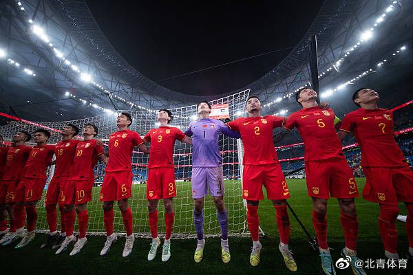截至上周末，2025年总票房（含预售）达到398亿元。