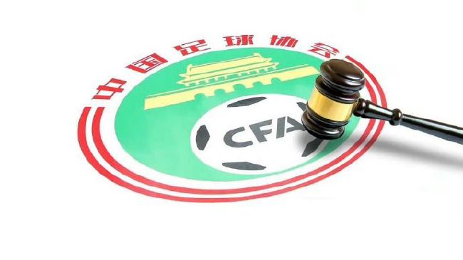 解析《解密》中的密码真容 2024-07-29 关于密码，有人说，密码就是一种武器；