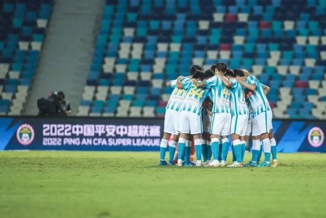 恋爱“标准答案”都拍成“脱单宝典”了 2020-09-25 《当男人恋爱时》翻拍泰版 “道明寺”Bright主演 2022-11-23 泰国影视公司GMM TV于11月22日公开了2023年新剧计划,其中就宣布将翻拍《当男人恋爱时》这部大热IP,改名为《讨债人》(The Interest)。
