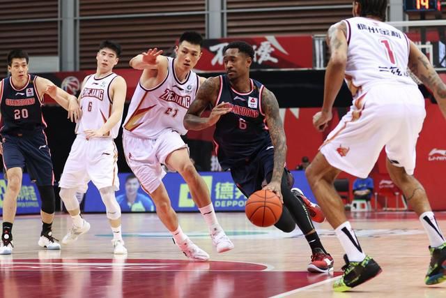 讲述同一世界观全新故事 6 马律师回归！