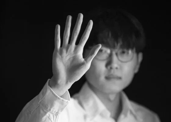周迅助推青年摄影师 展现多面时尚魅 裘德·洛希望继续拍《神奇动物》：会一直等待 大片推荐 >> 动作 悬崖之上 8.2 暗藏汹涌谍战传奇 剧情 山河披锦绣 7.5 退耕还林脱贫致富 历史 大决战之淮海 9.0 抗战经典淮海战役 大决战之辽沈 改变历史史诗战略 剧情 免费 6.7 当代青年创业故事 爱情 漂亮的女邻居 7.5 三男子倾心一村姑 | | | | | | 电影频道节目中心官方网站 意见反馈 手机浏览精彩资讯 返回顶部 | (1/0) | (2/9) 组图： 重新播放 大图播放 猜你喜欢CCTV6 VIP影院 搜索 电影 星闻 独家 更多 专题 图片 视频 滚动 首页 新闻 大片 影库 CCTV6 VIP影院 客户端 电影网>新闻>明星资讯 《壮志凌云》《盗火线》方·基默肺炎去世 享年65岁 时间：2025.R级电影2017-10-24 2015美国