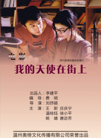 龚俊登顶级女刊内页 曝黑白高级质感大片 2021-04-29 4月28日，龚俊拍摄《VOGUE China》六月刊内页大片曝光。