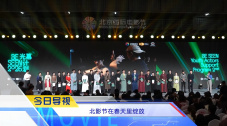 导演陈可辛受访表示从2015年和章子怡接触这个剧本以来，她就一直对角色詹周氏不离不弃。