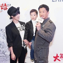 “新七小福”组合此次在片中担任配音工作，一人分“配”多角的经验也使得几位新星学到了不少东西。